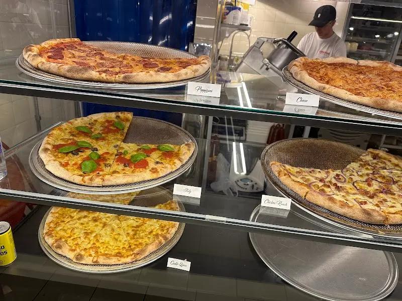 Lovetro - New York Style Pizza, imagen 4
