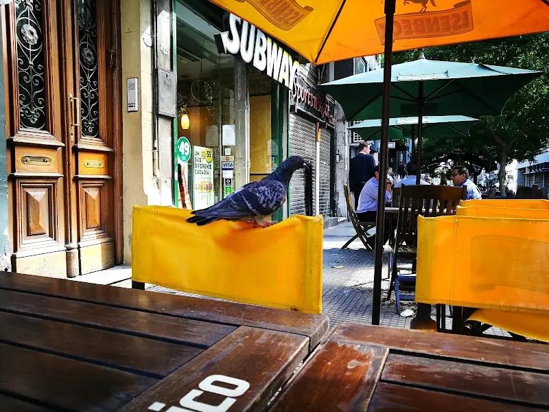 Pub (John John Reconquista), imagen 1