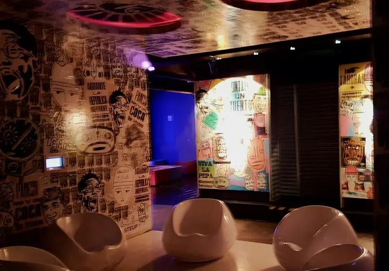 Zoom Gay Cruising Bar, imagen 1