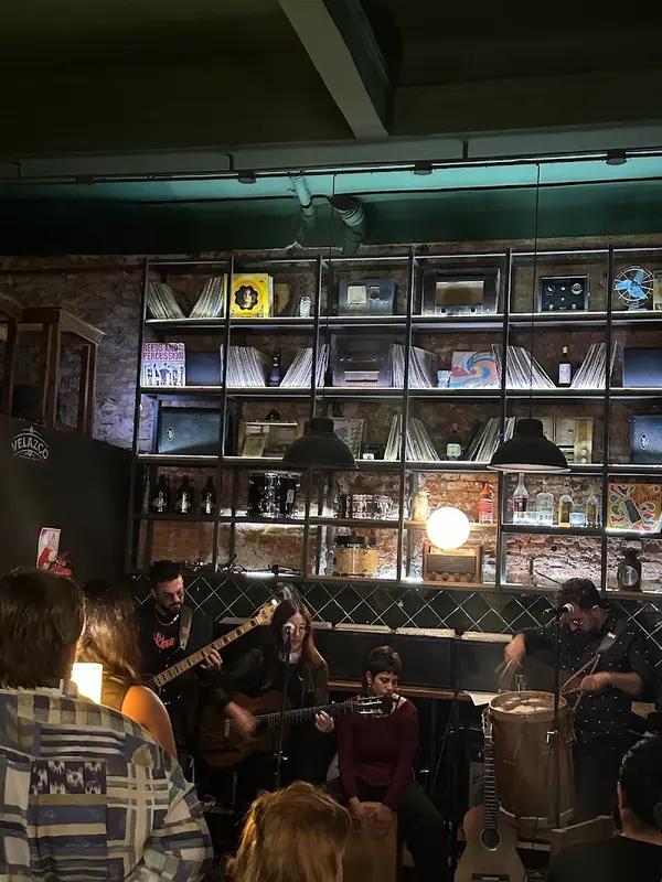 Velazco Disquería & Bar, imagen 3