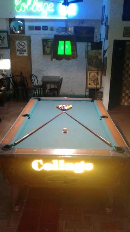 Bar Collage, imagen 5