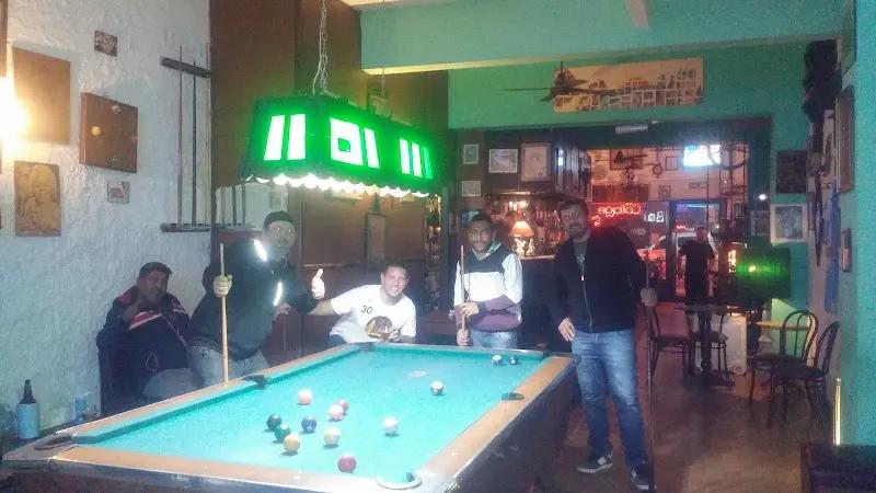 Bar Collage, imagen 6