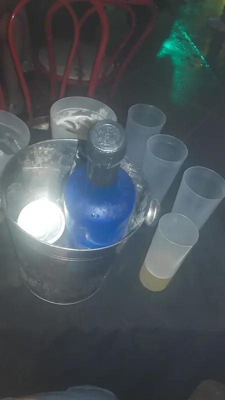 Your Club Disco, imagen 4