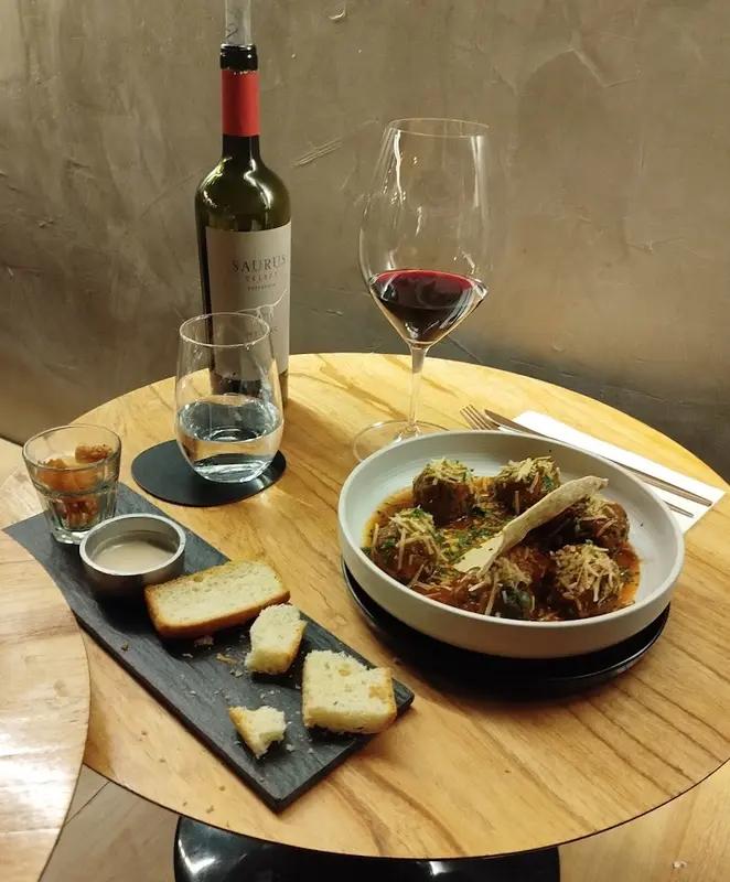 Delito Wines Coffee & Wine Bar, imagen 4